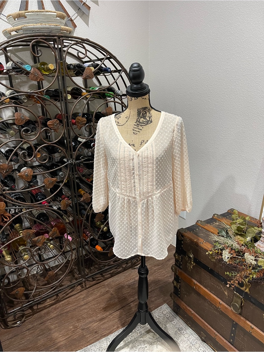 LC Lauren Conrad Light Peach Swiss Dot V-Neck Blouse